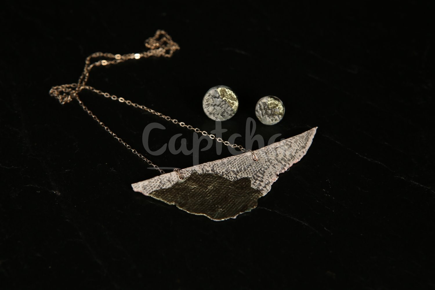 Ceramic Artist Sara Budzik on snails...